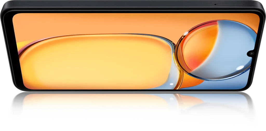 Redmi 13C deitado com foco fronta em tela acesa